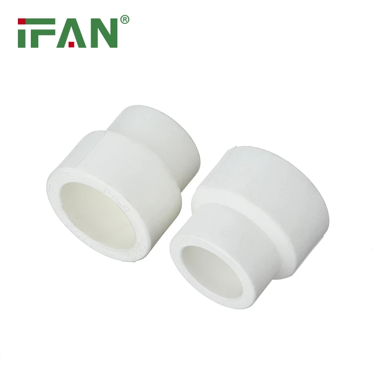 Weißes PPR-Reduzierstück
