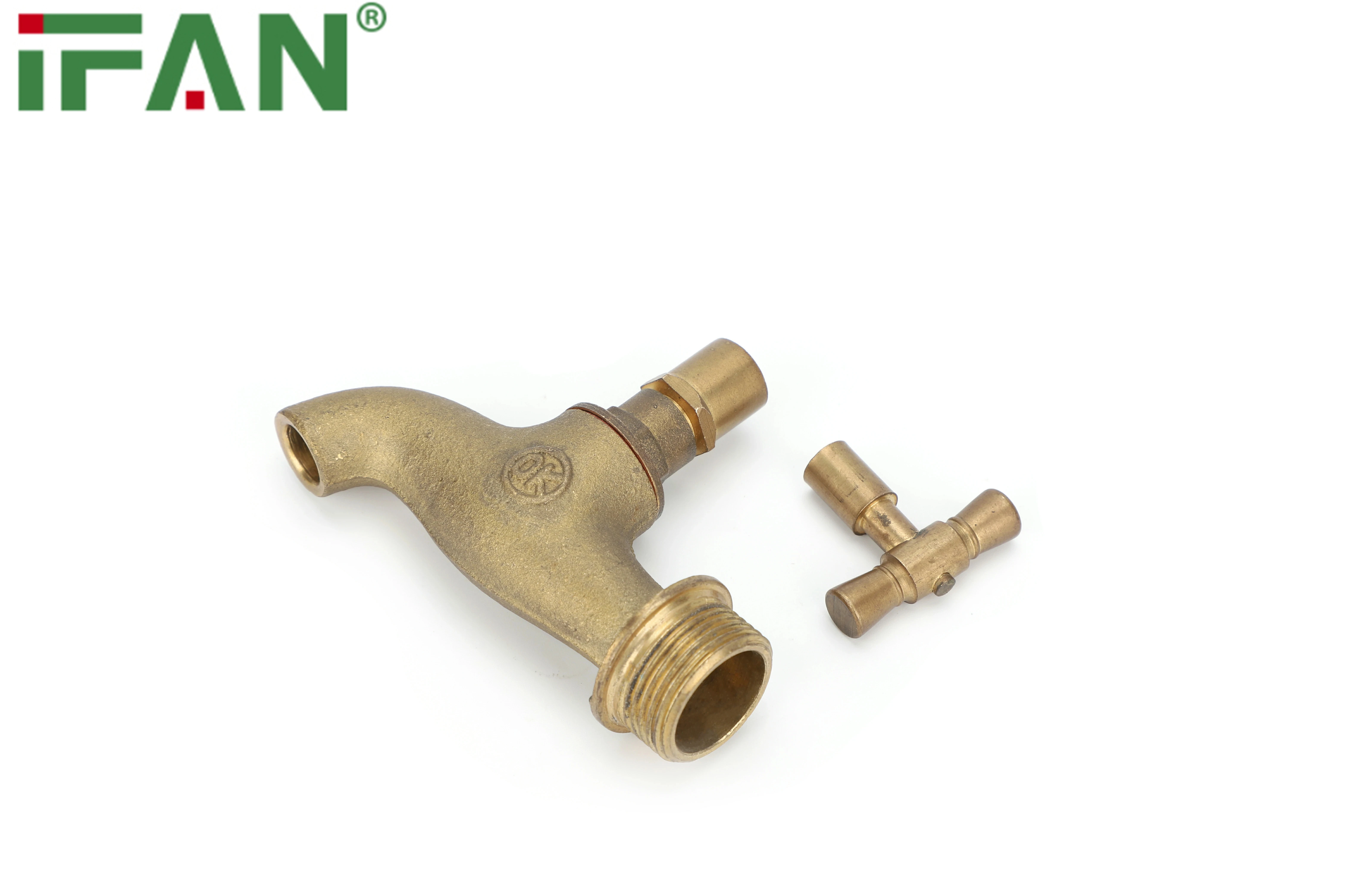 Wasserhähne aus Messing