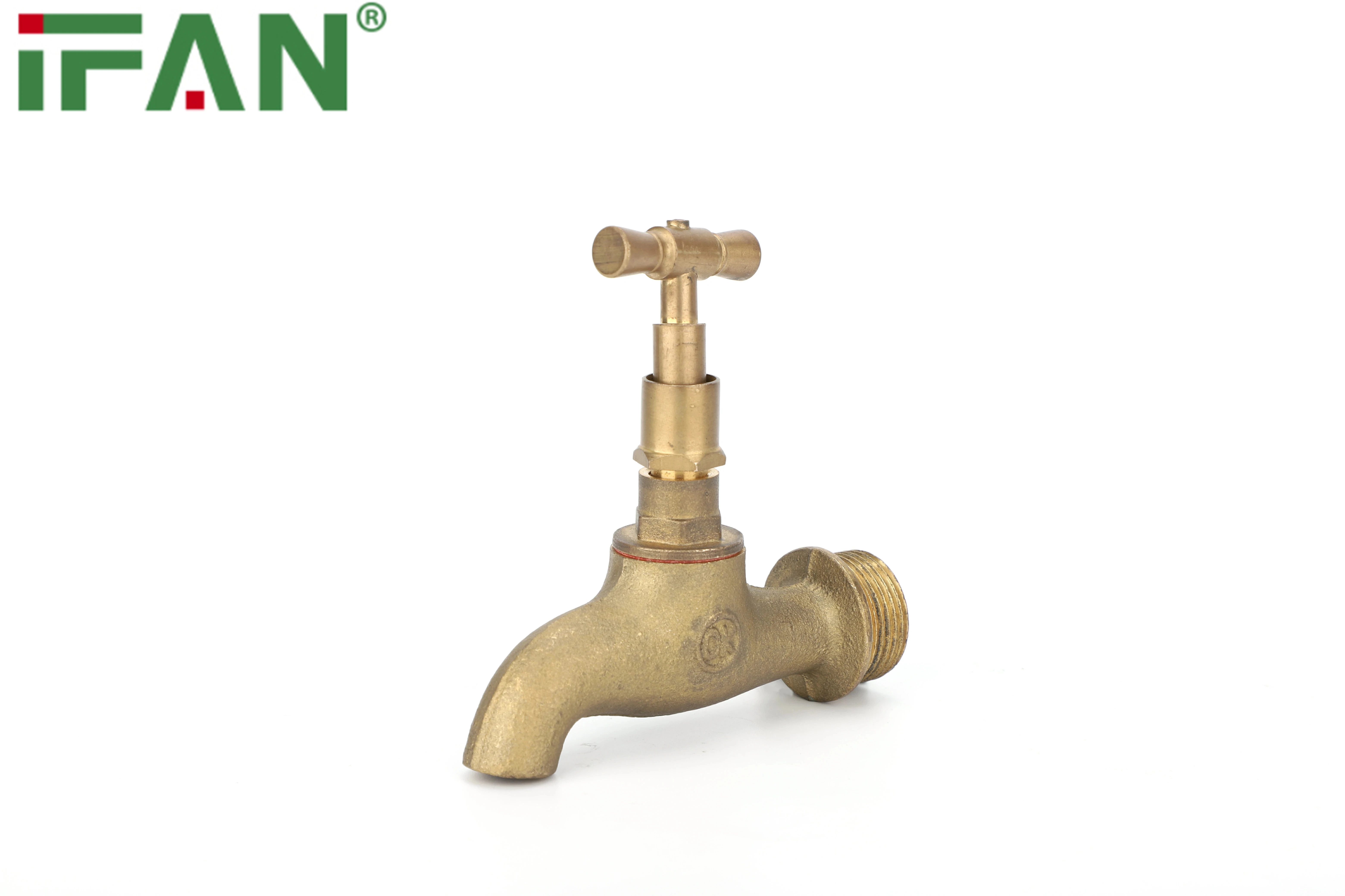 Wasserhähne aus Messing