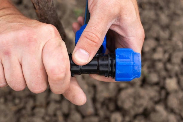 blaue HDPE-Armaturen